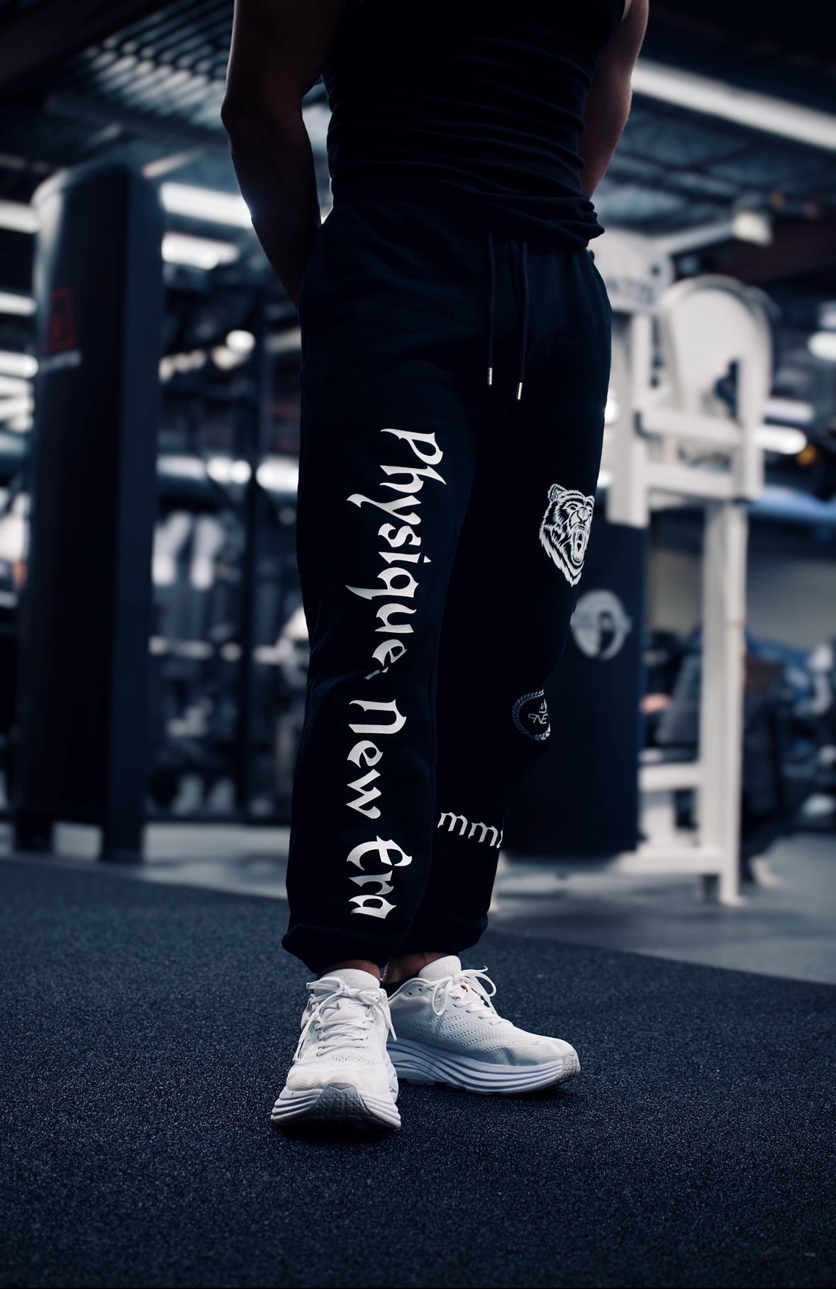 PHYSIQUES NEW ERA JOGGERS (MMXXII) BLACK