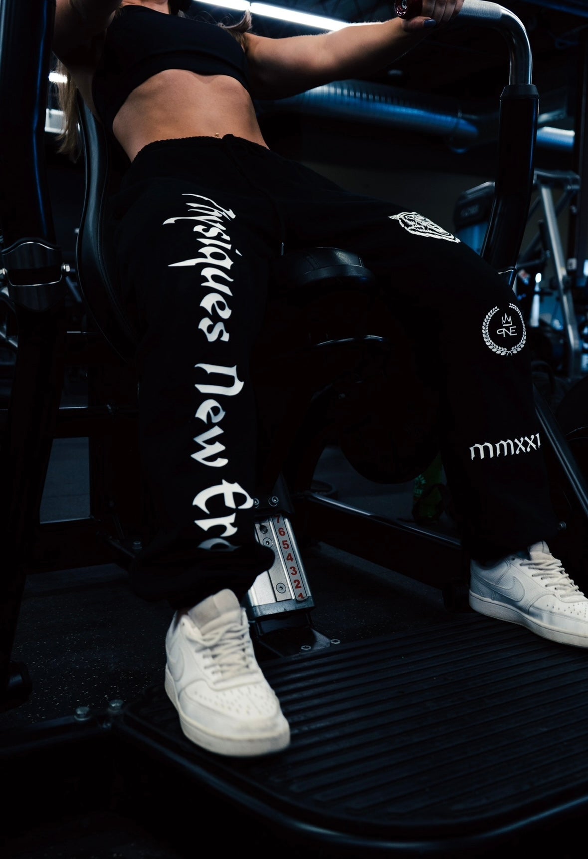 PHYSIQUES NEW ERA JOGGERS (MMXXII) BLACK