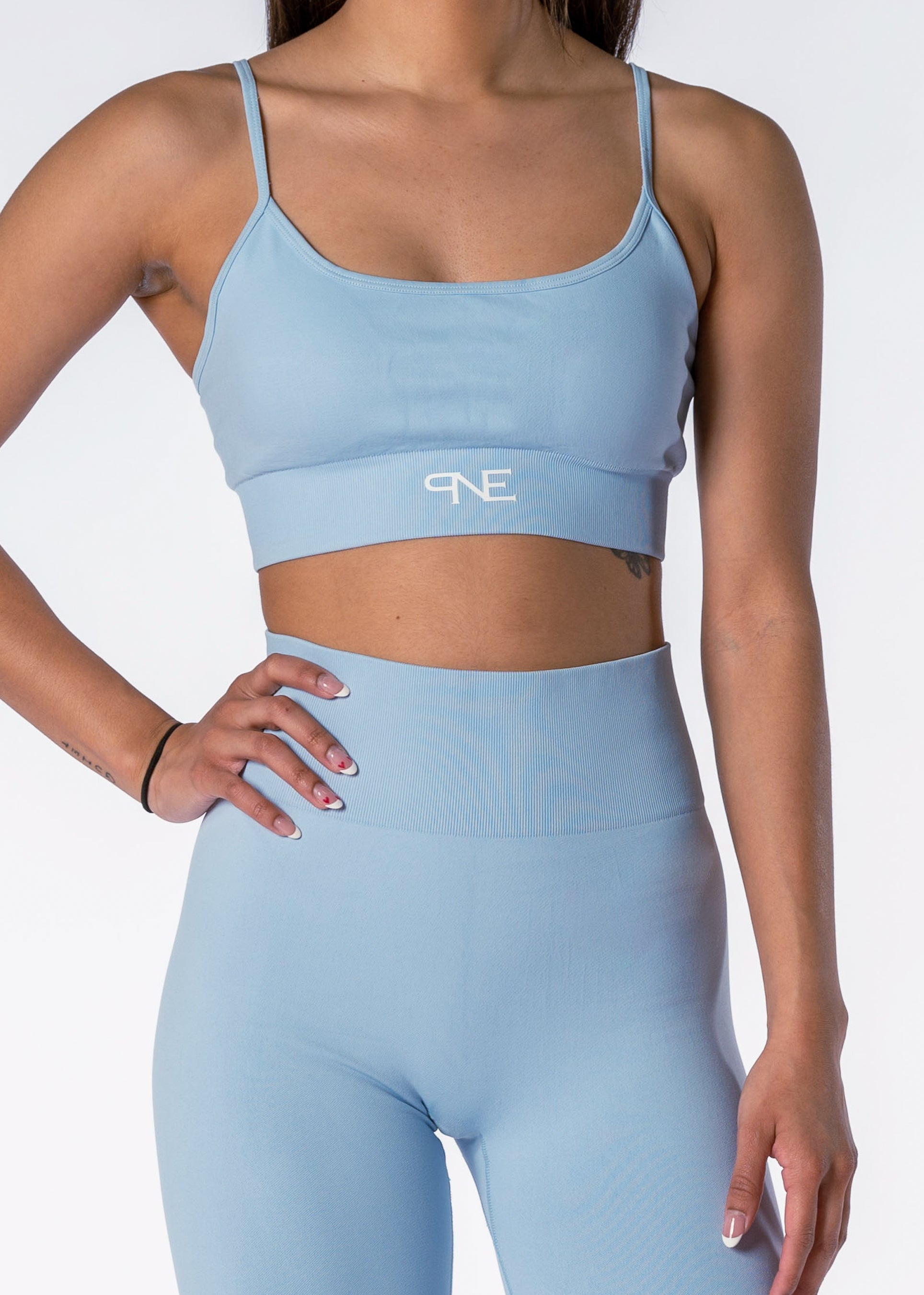 THE NEW ERA EVERYDAY SPORTS BRA IN POWDER BLUE – Physiques New Era